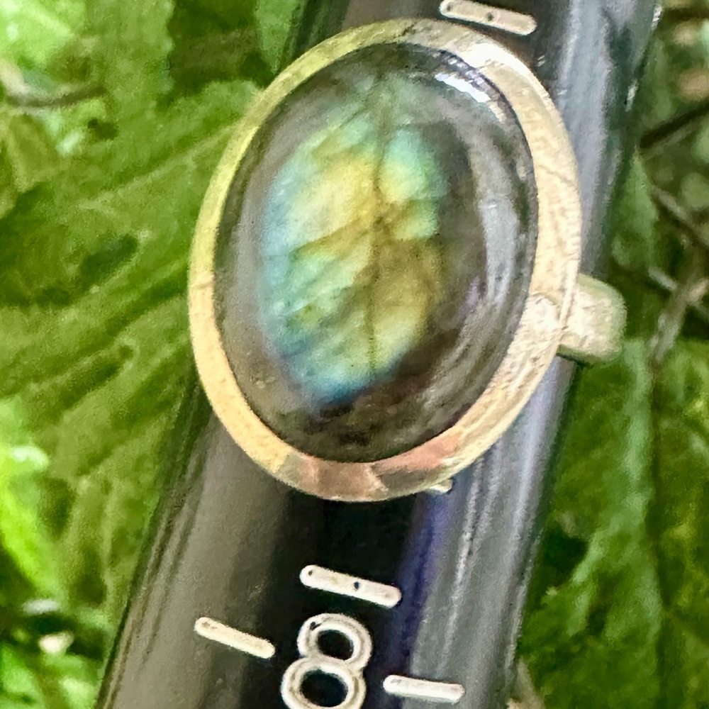 Natural Blue oval Labradorite 925 Solid Sterling Silver Ring Size 6.5